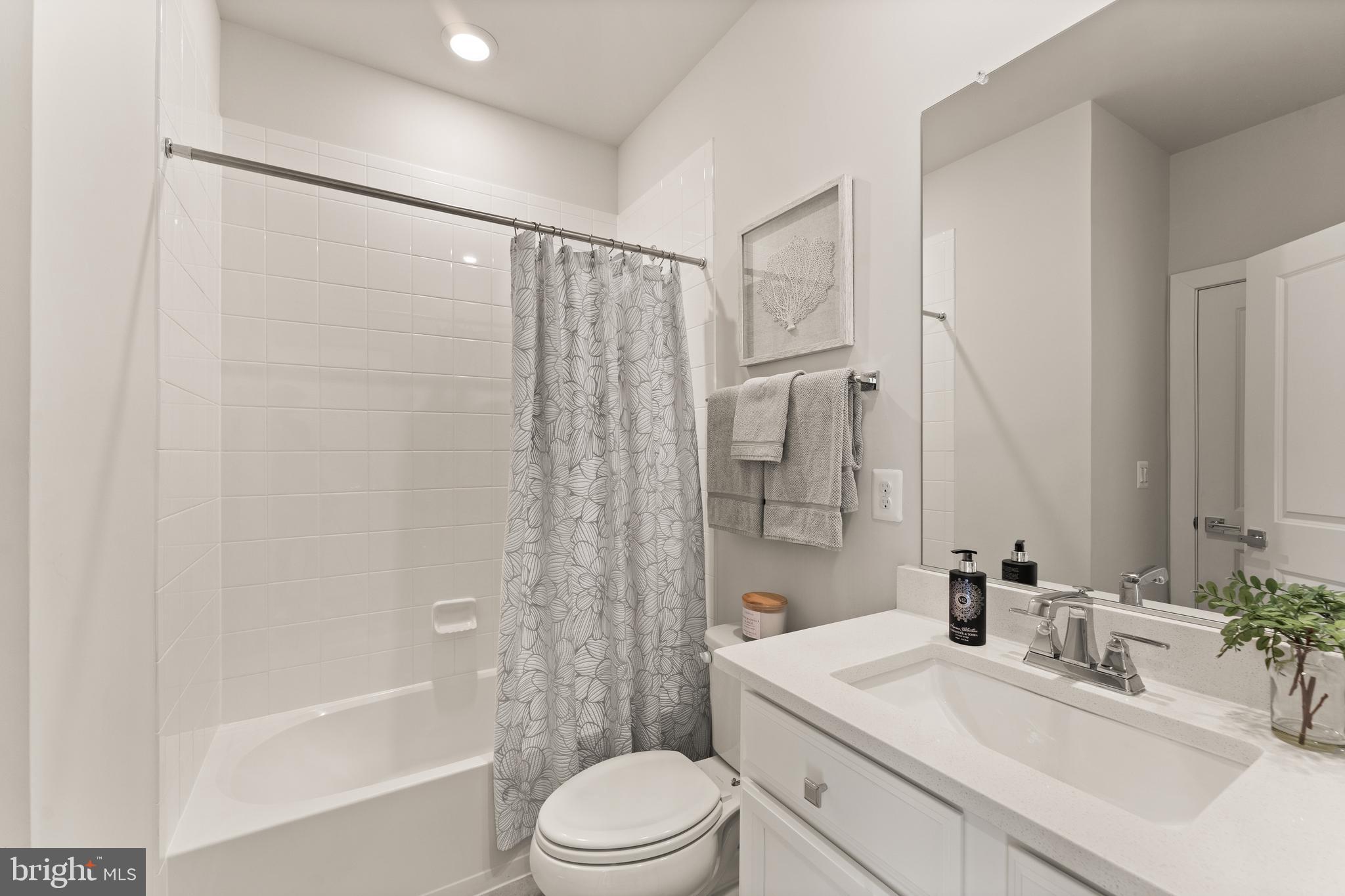 121 PLEASANT STREET NW 2