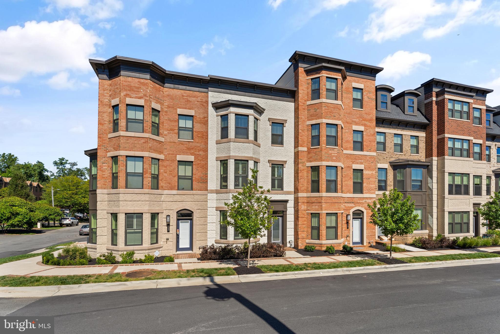 121 PLEASANT STREET NW 2