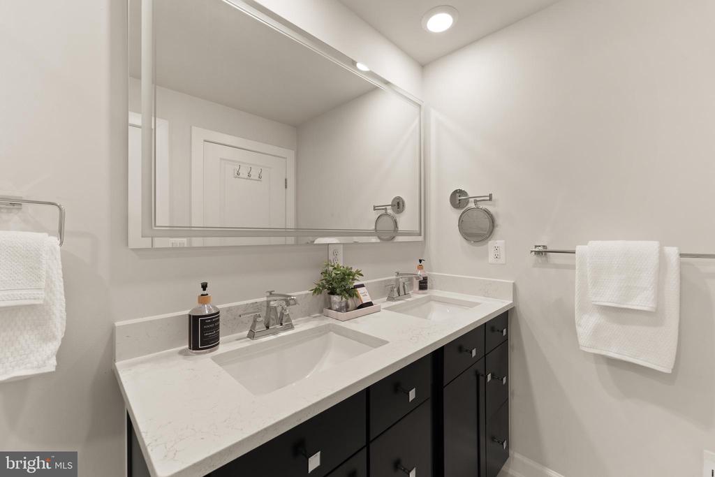 121 PLEASANT STREET NW 2