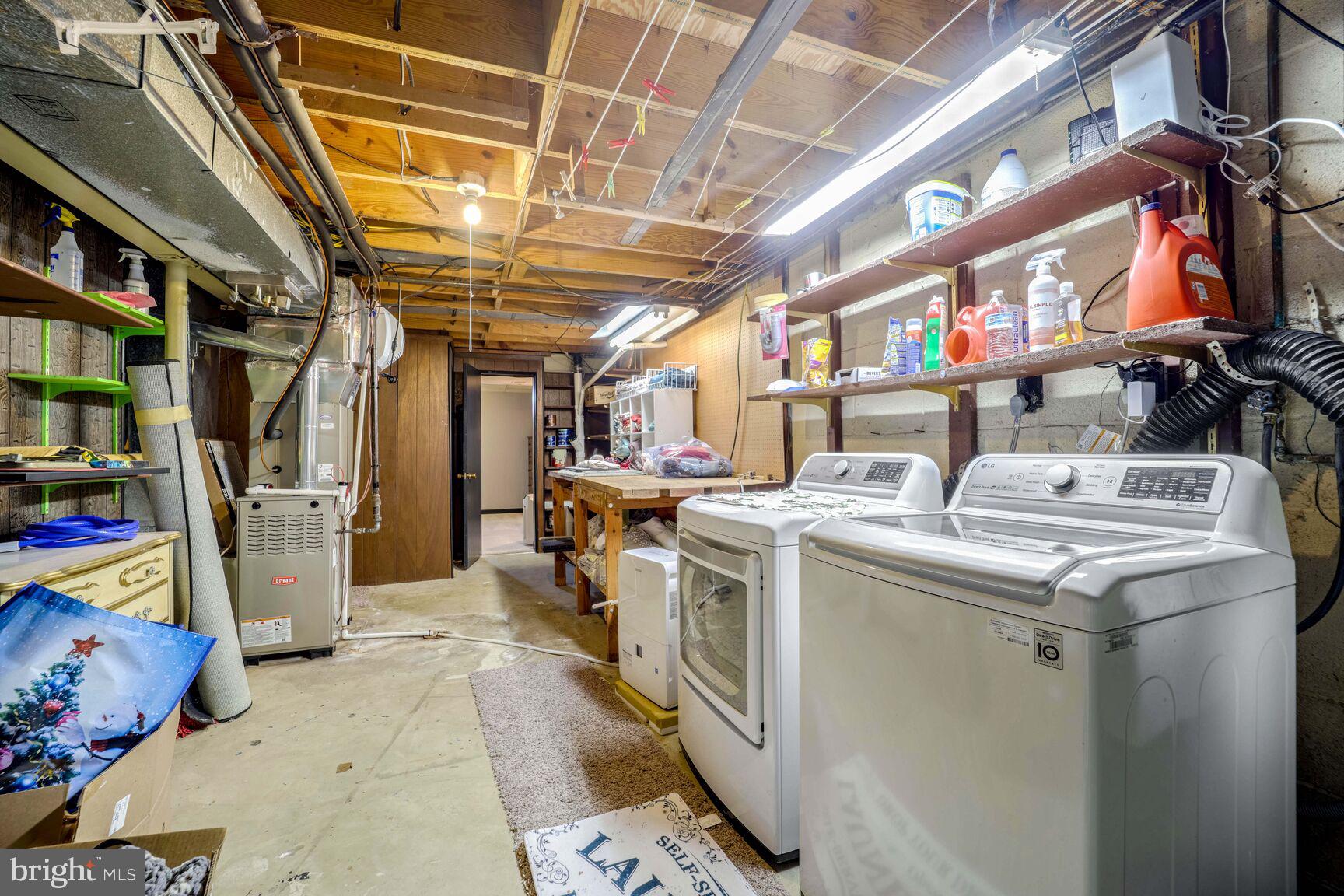 9103 DONNA DEAN DRIVE