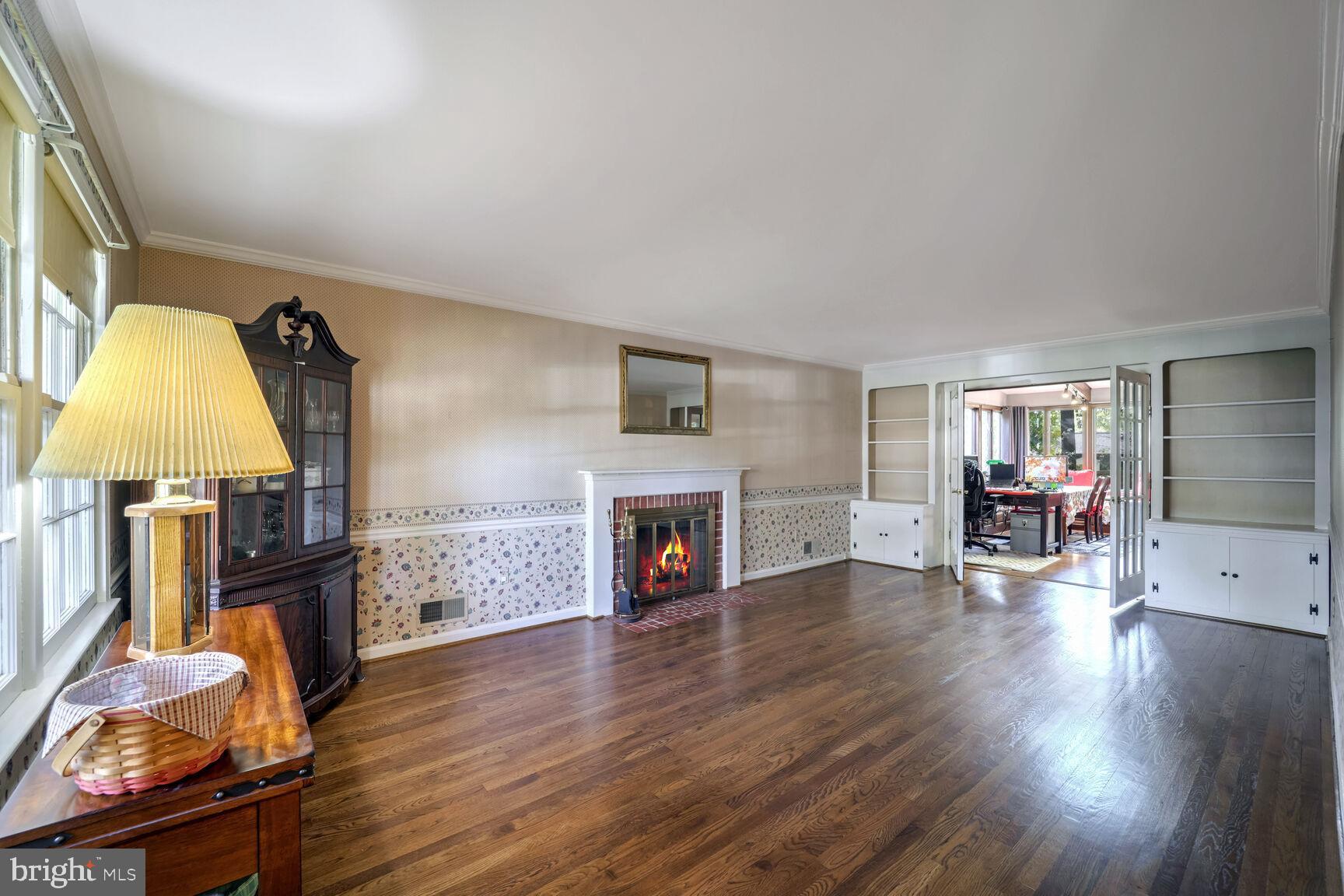 9103 DONNA DEAN DRIVE