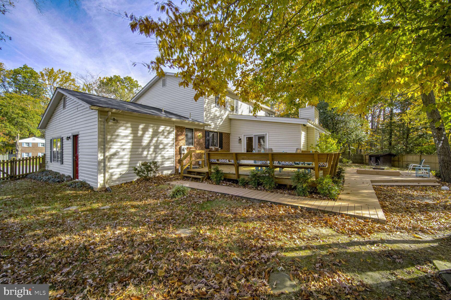 9103 DONNA DEAN DRIVE