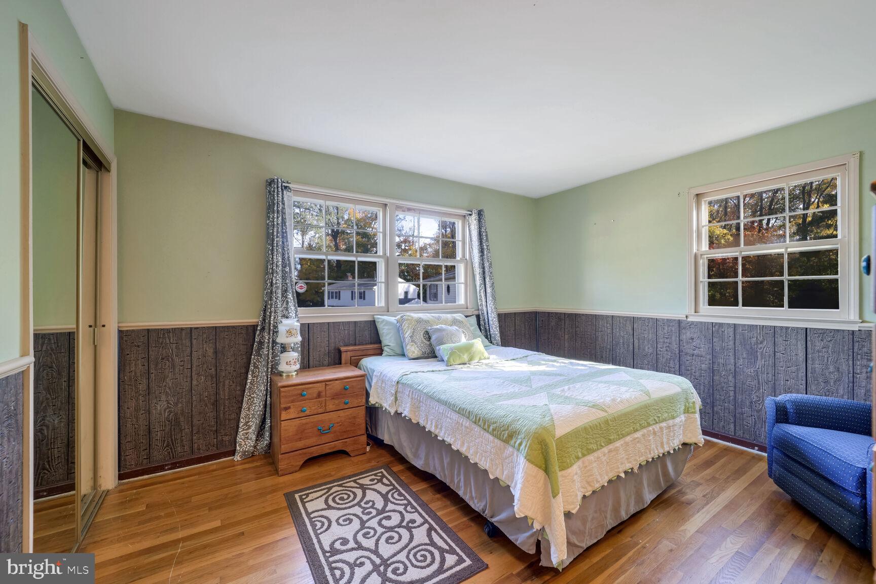 9103 DONNA DEAN DRIVE