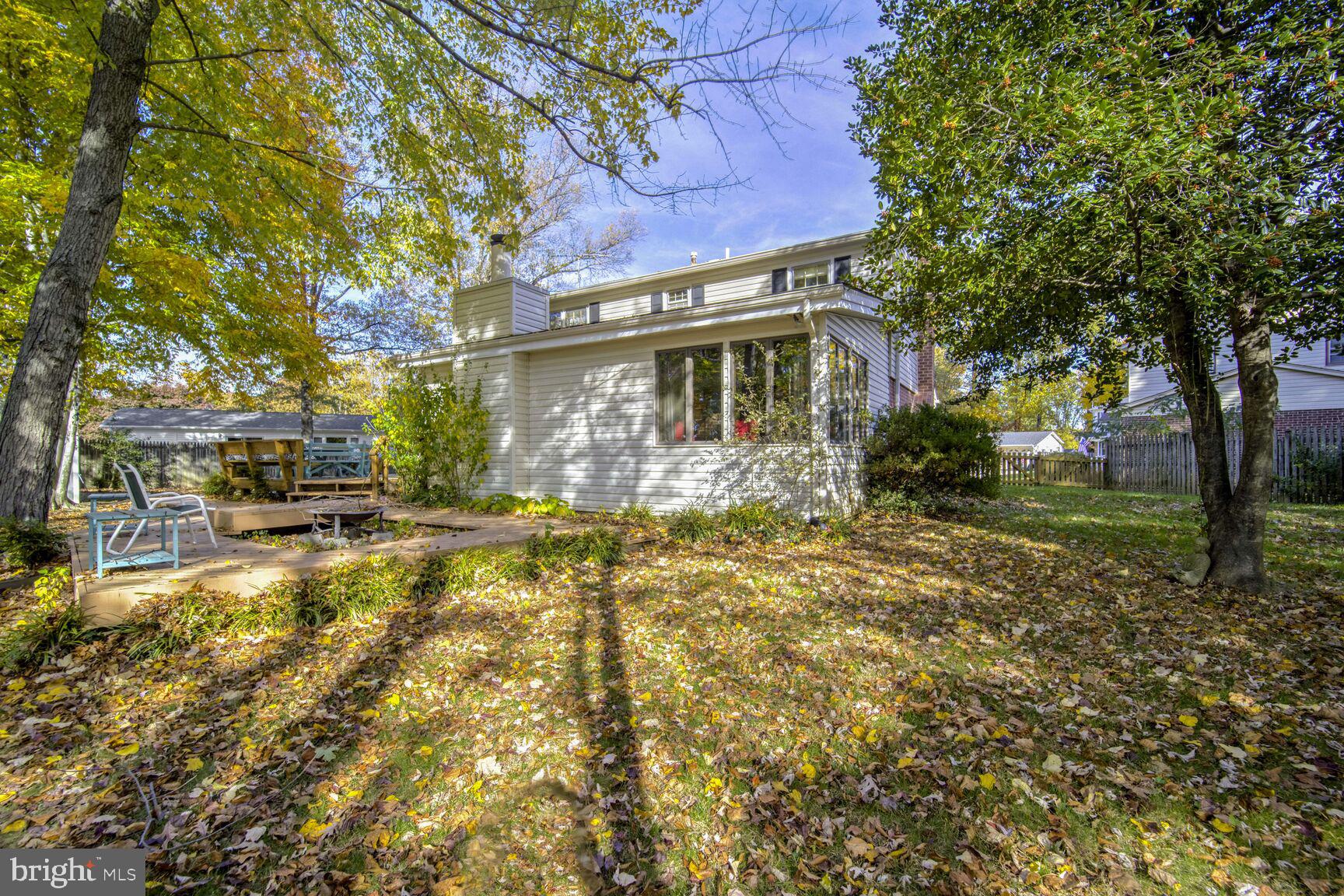 9103 DONNA DEAN DRIVE