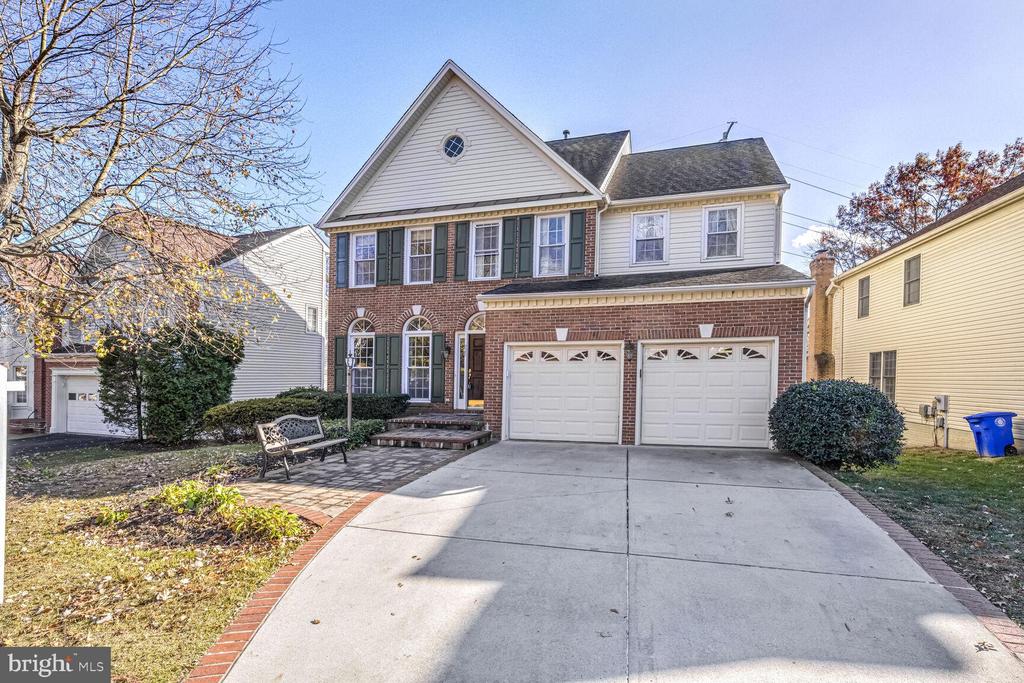 9023 COPPERLEAF LANE