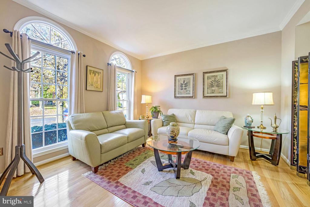 9023 COPPERLEAF LANE