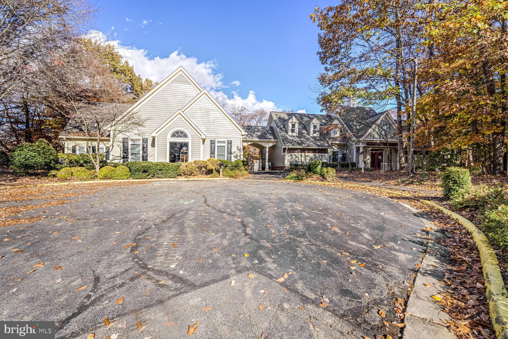 9023 COPPERLEAF LANE