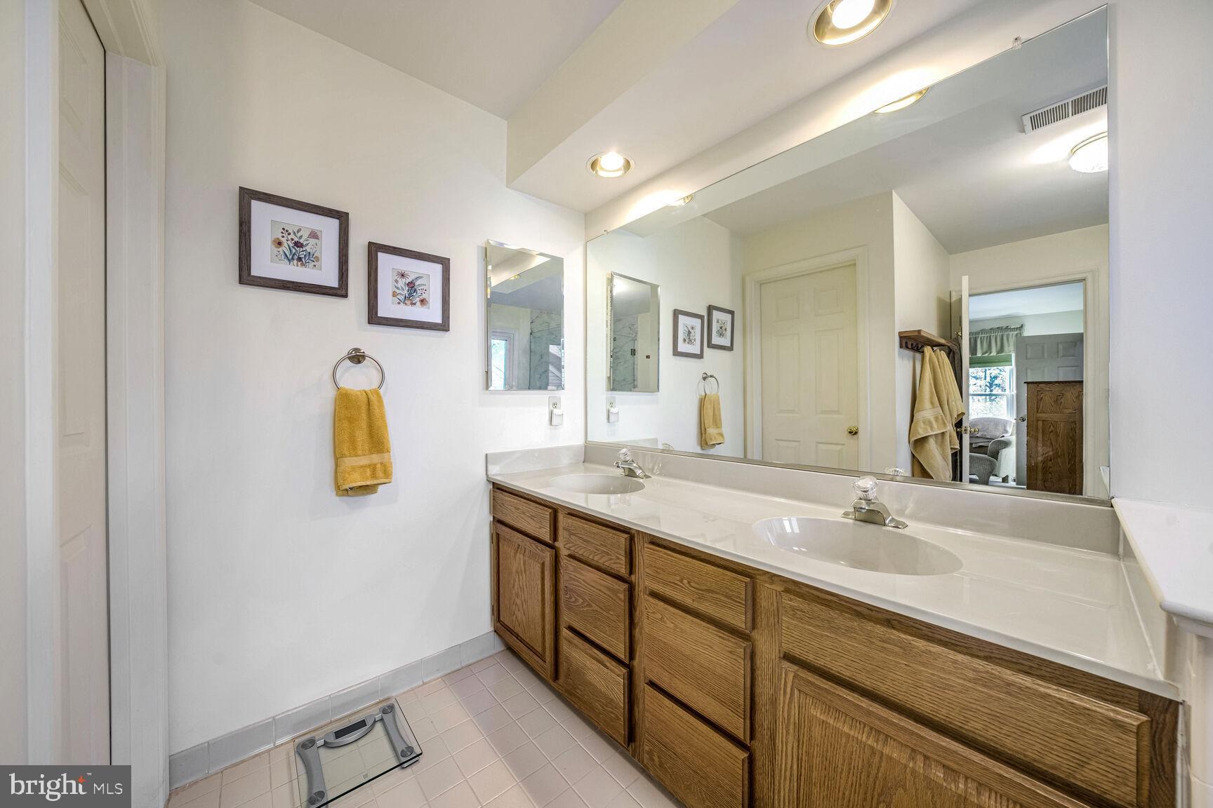 9023 COPPERLEAF LANE