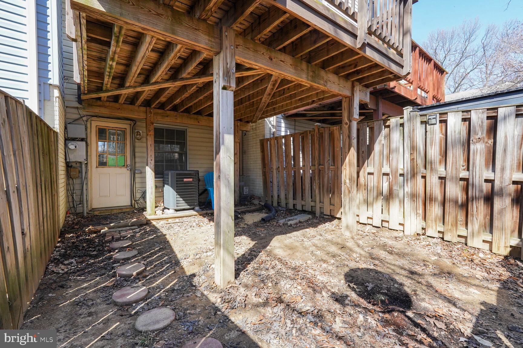 8506 GOLDEN RIDGE COURT