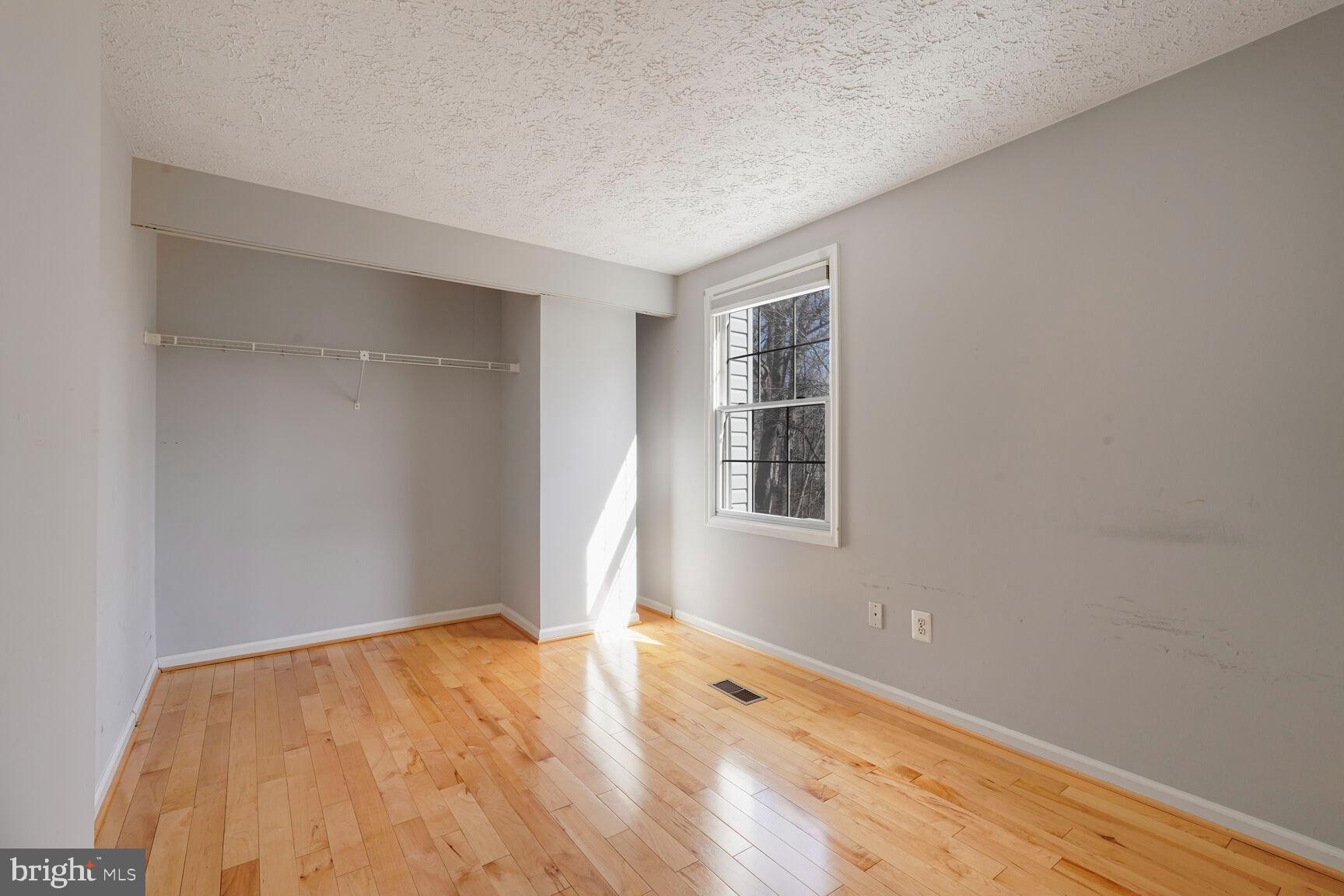 8506 GOLDEN RIDGE COURT