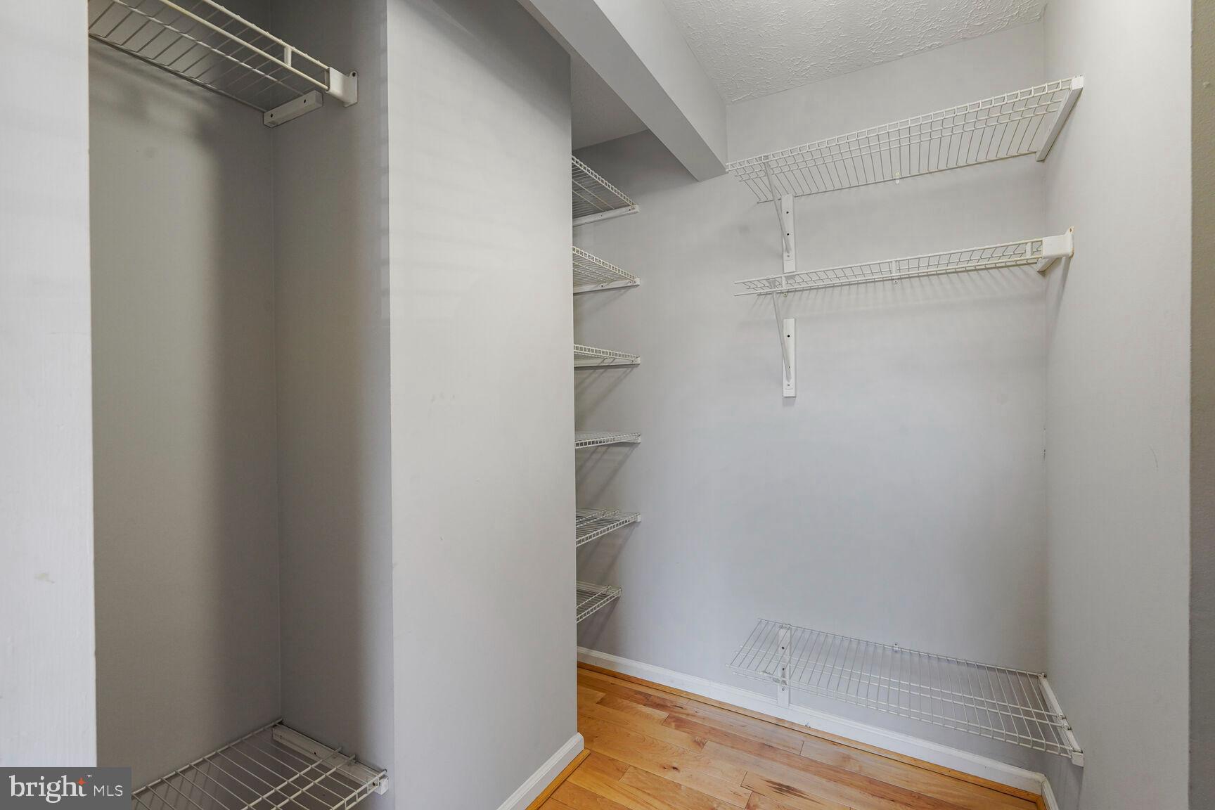 8506 GOLDEN RIDGE COURT