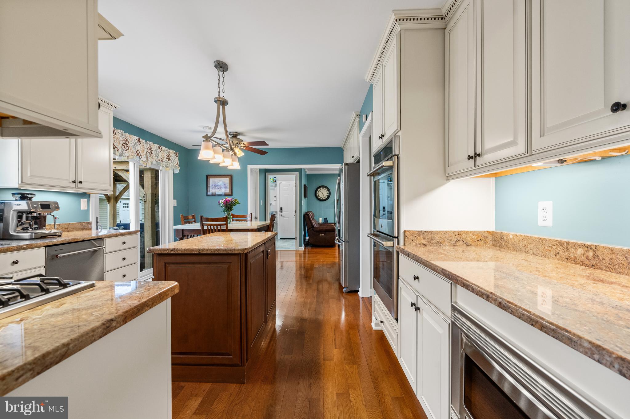 8125 LAKE PLEASANT DRIVE