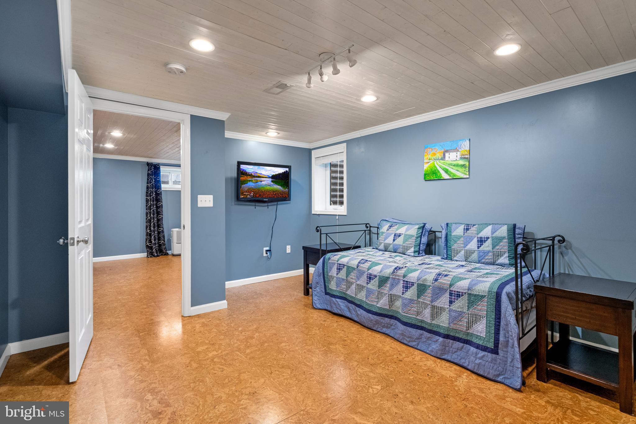 8125 LAKE PLEASANT DRIVE