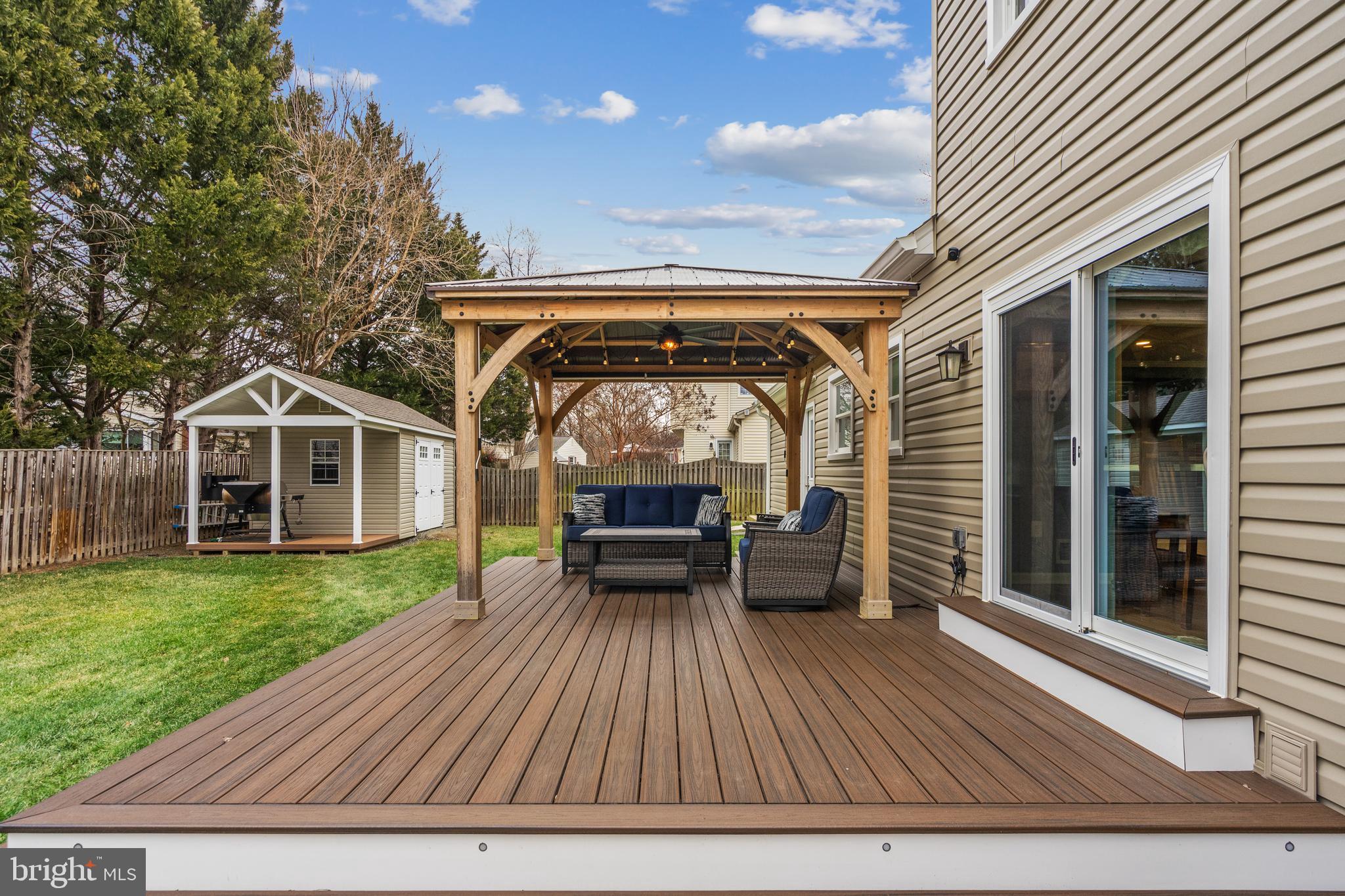 8125 LAKE PLEASANT DRIVE