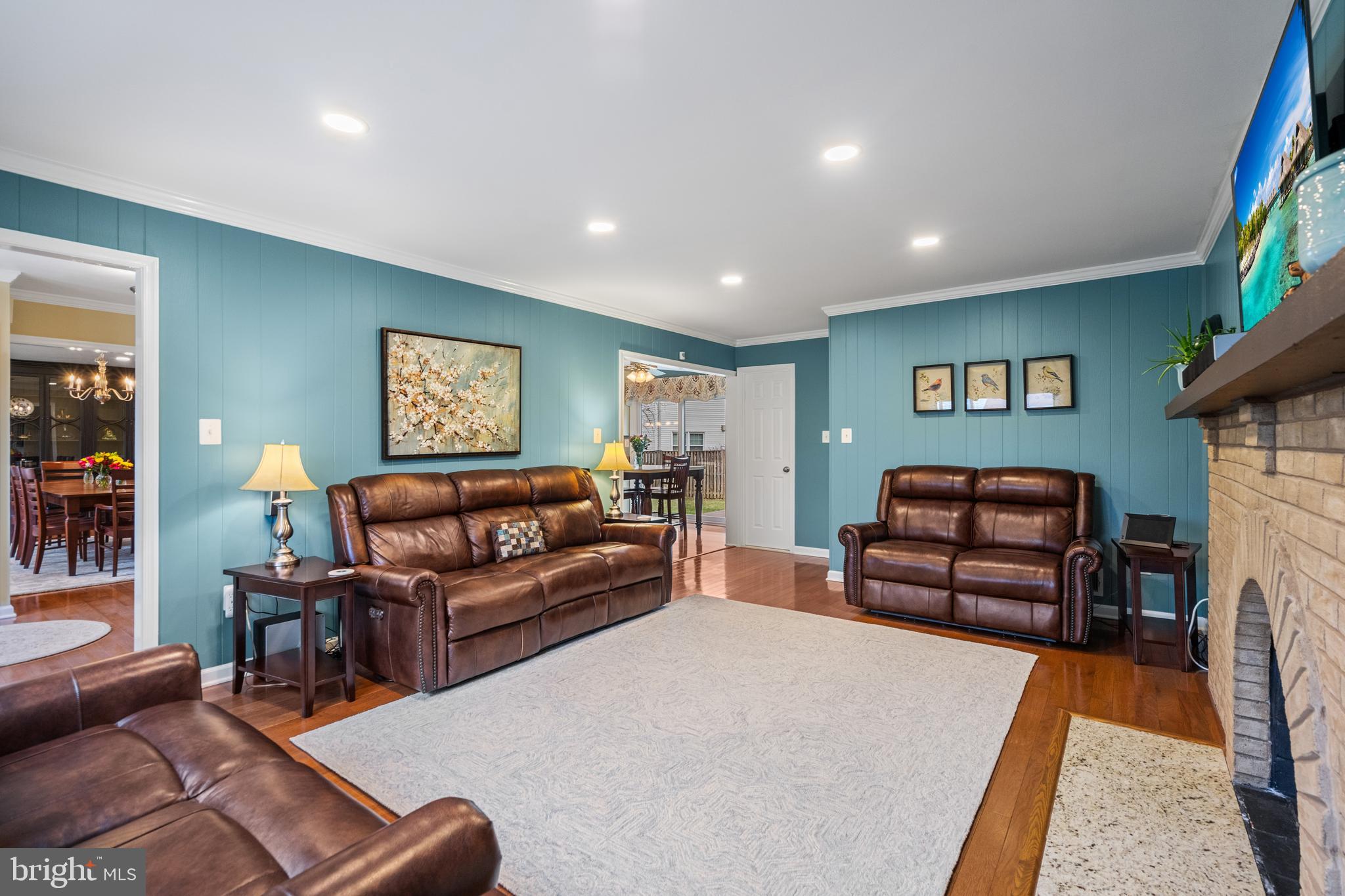 8125 LAKE PLEASANT DRIVE