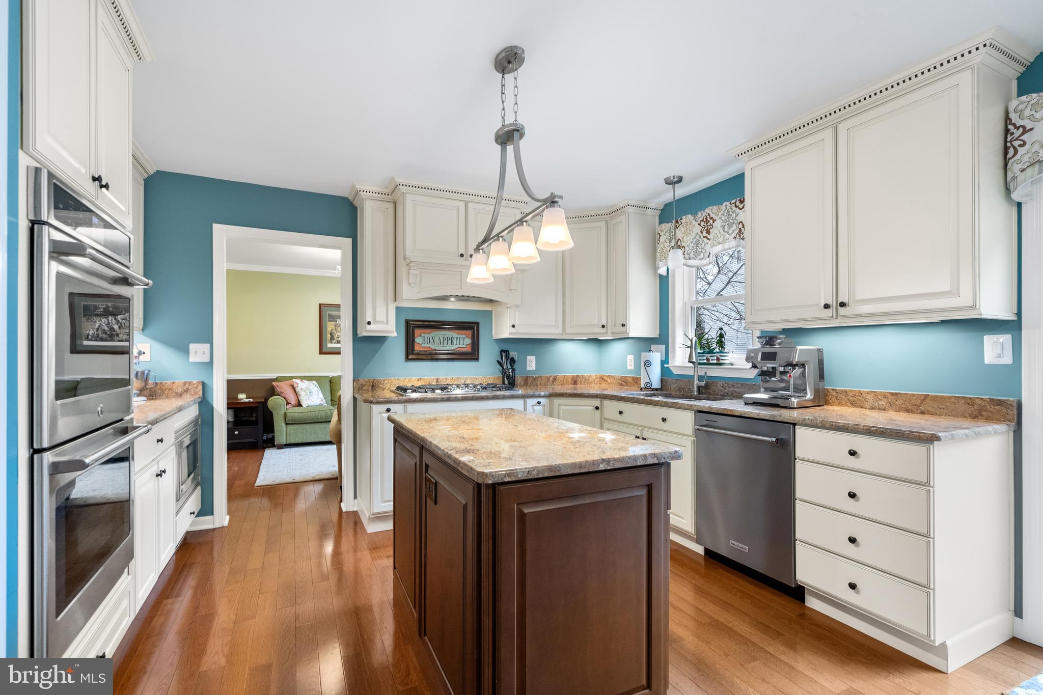 8125 LAKE PLEASANT DRIVE