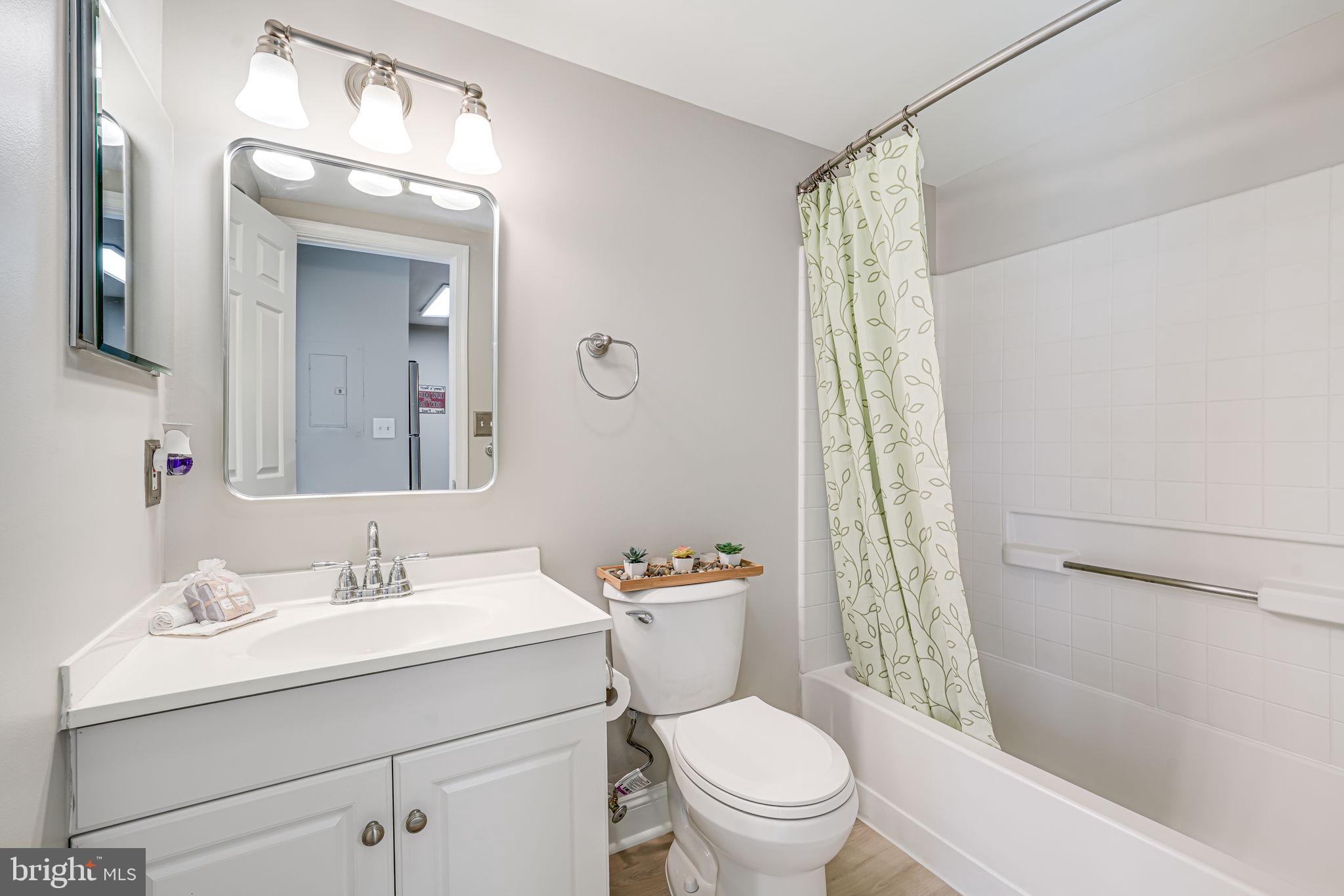 13633 ORCHARD DRIVE 3633