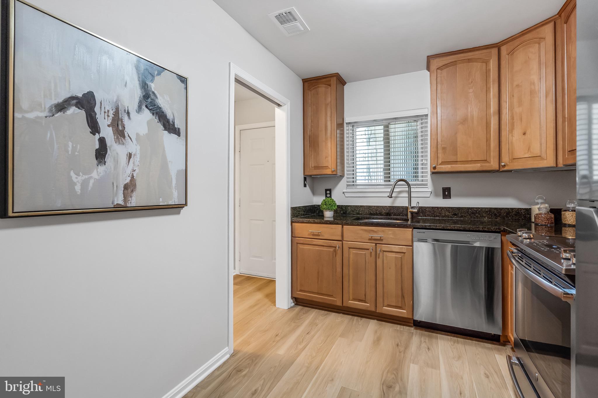 2810 LEE OAKS PLACE 302