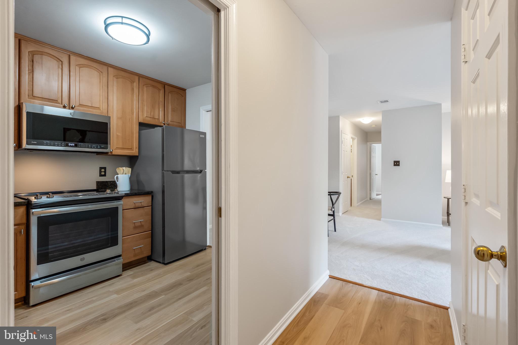 2810 LEE OAKS PLACE 302