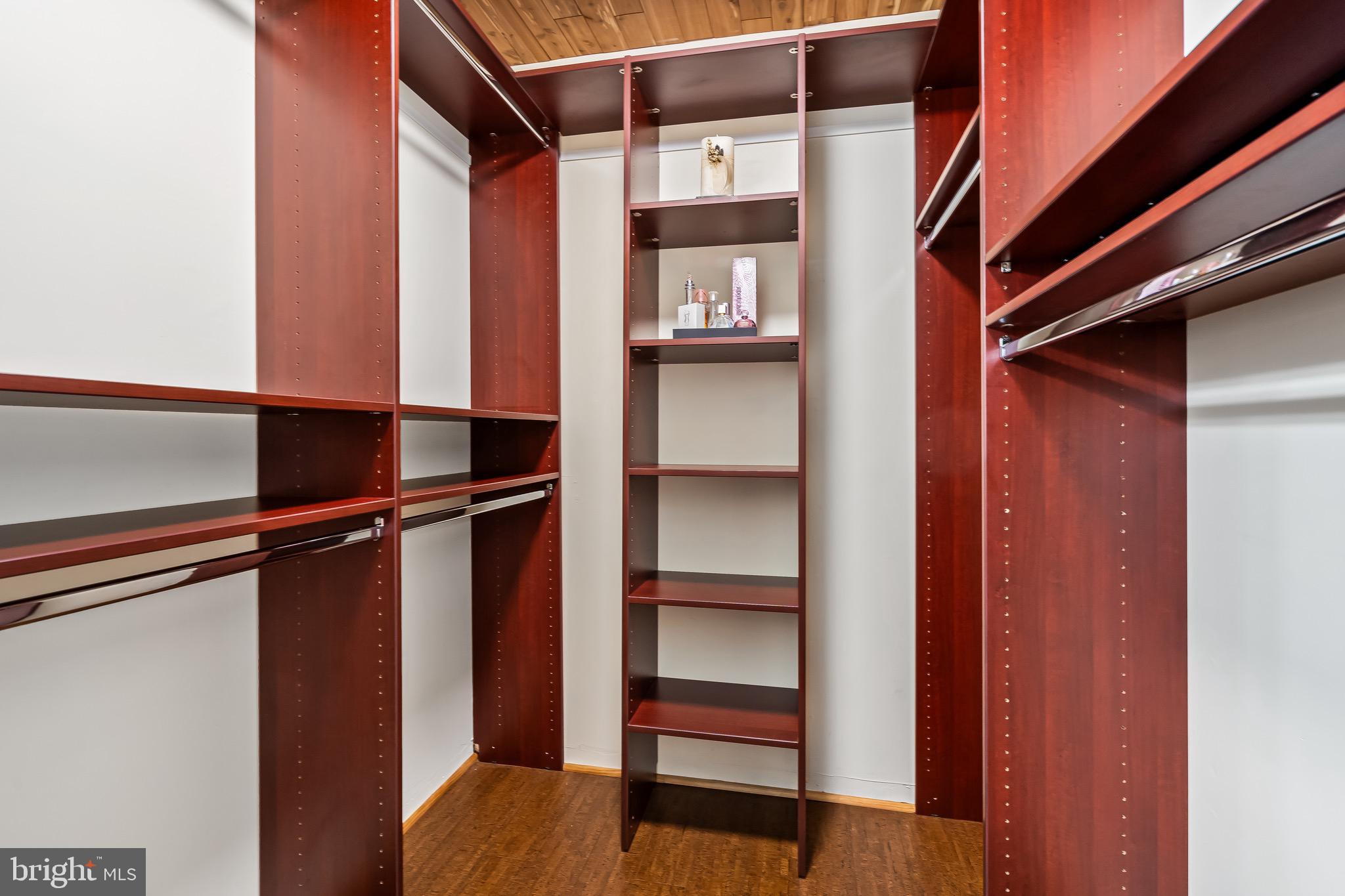 2810 LEE OAKS PLACE 302