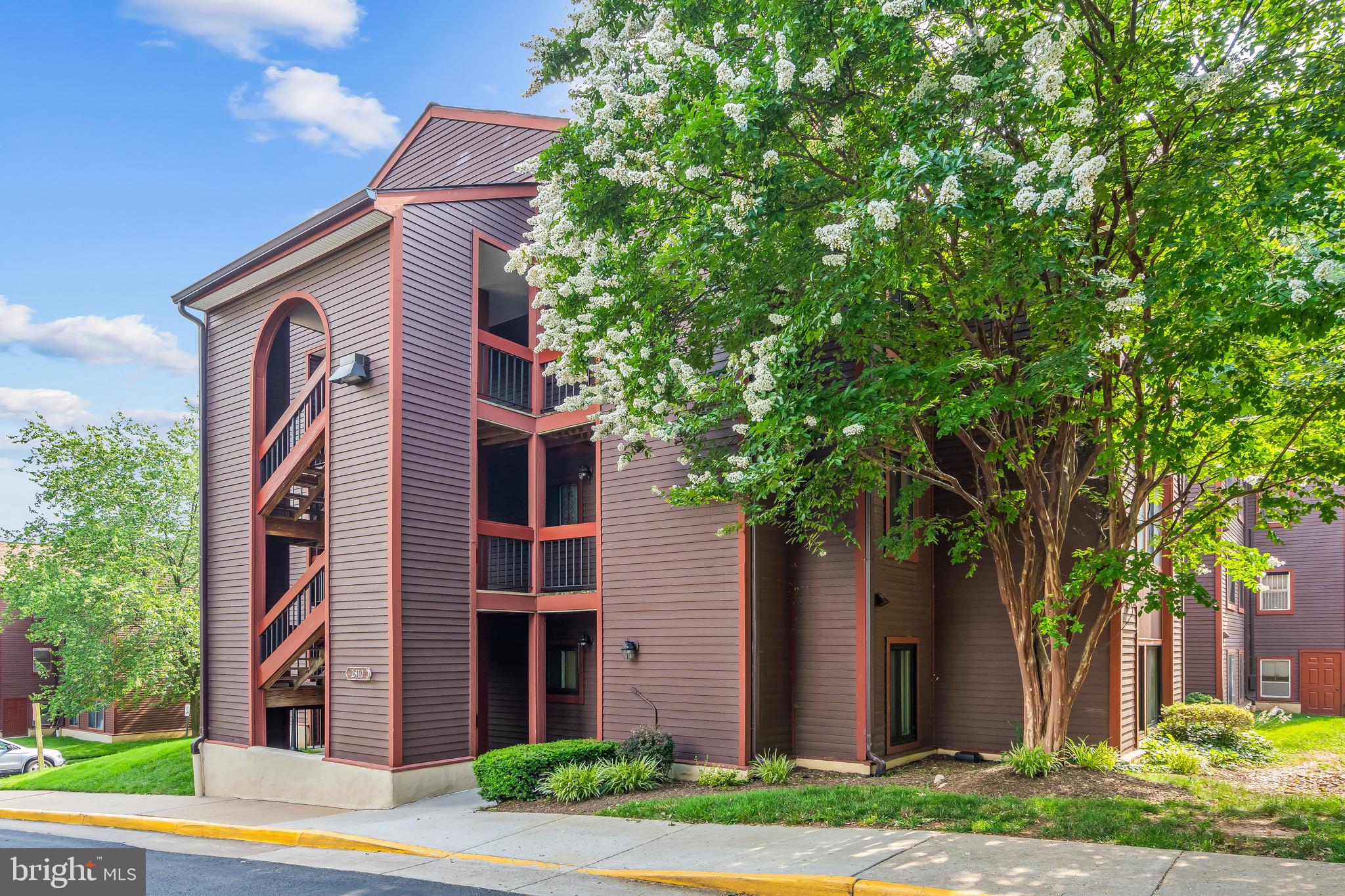 2810 LEE OAKS PLACE 302