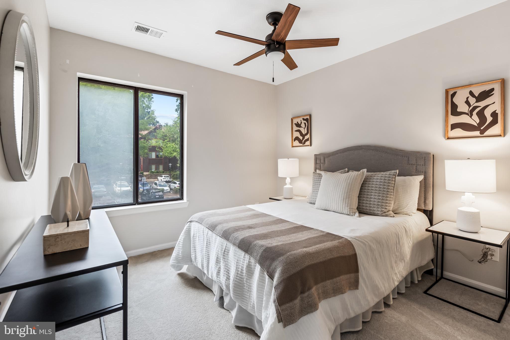 2810 LEE OAKS PLACE 302