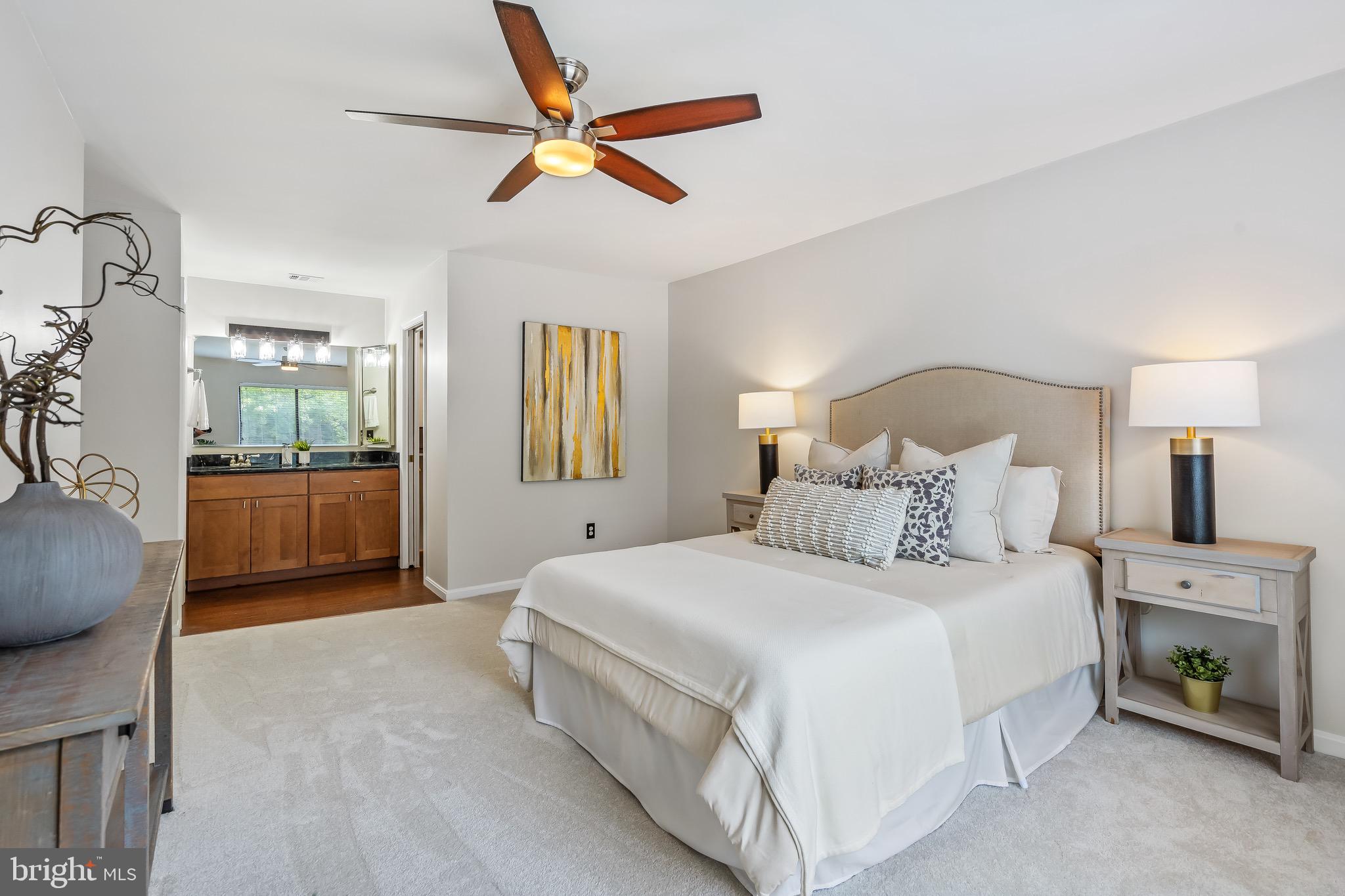 2810 LEE OAKS PLACE 302