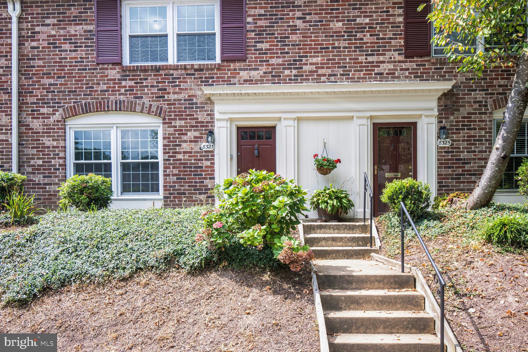 8323 KINGSGATE ROAD 520