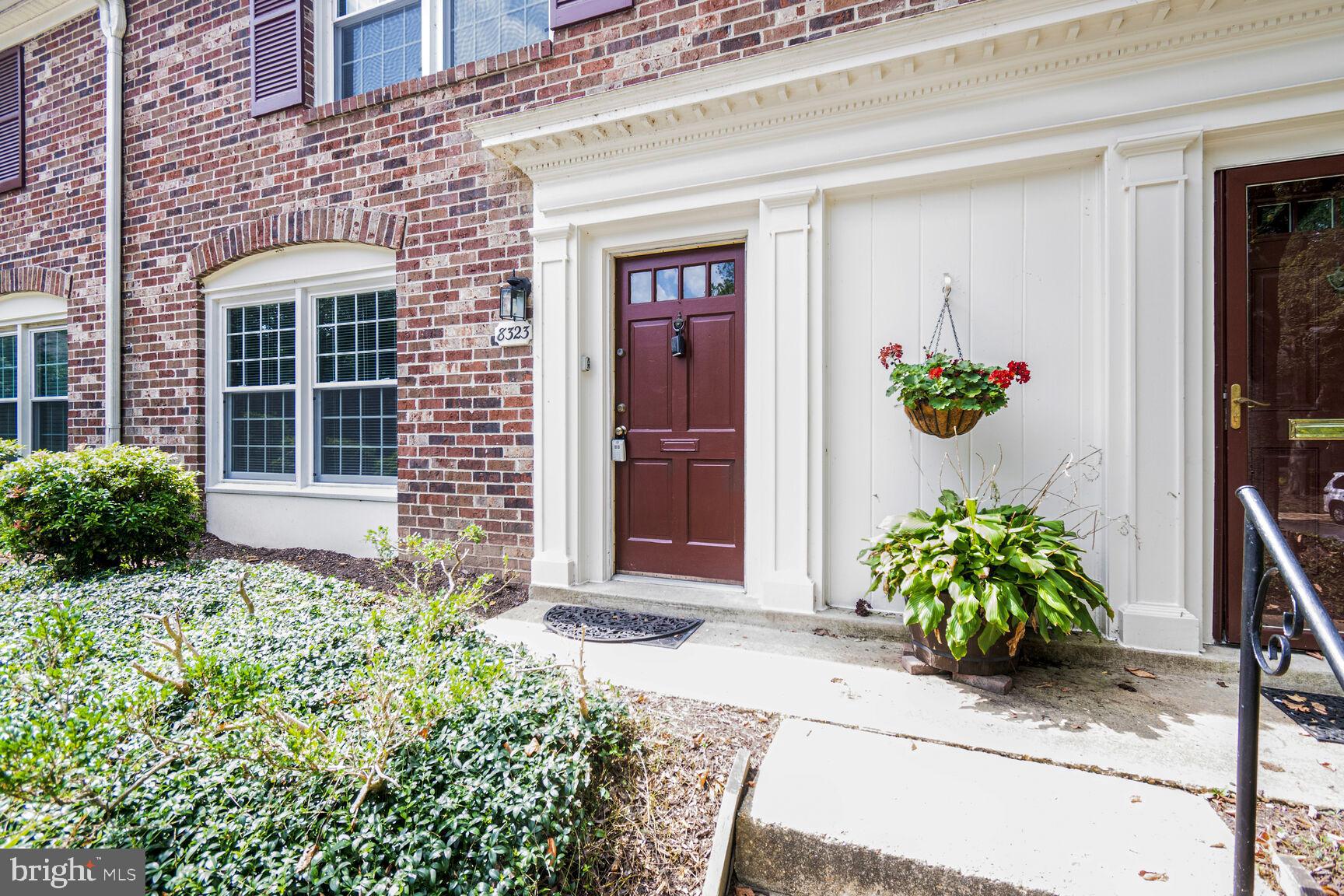 8323 KINGSGATE ROAD 520