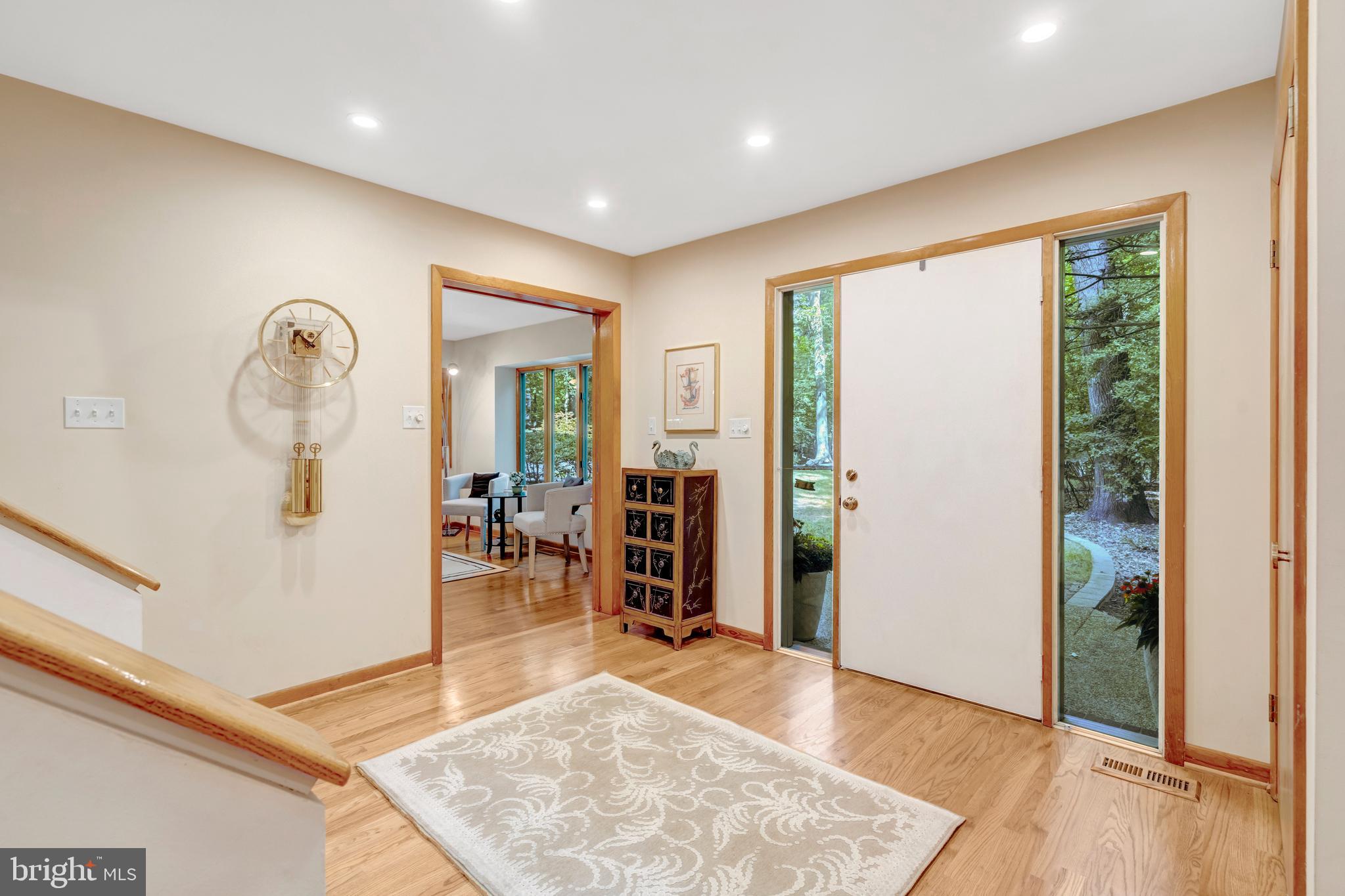 8000 WOODLAND HILLS LANE