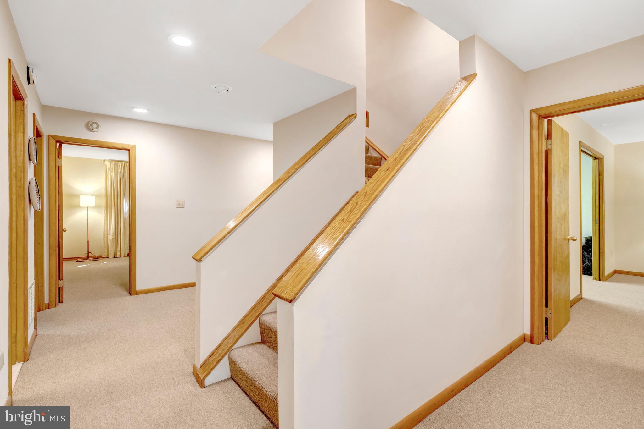 8000 WOODLAND HILLS LANE