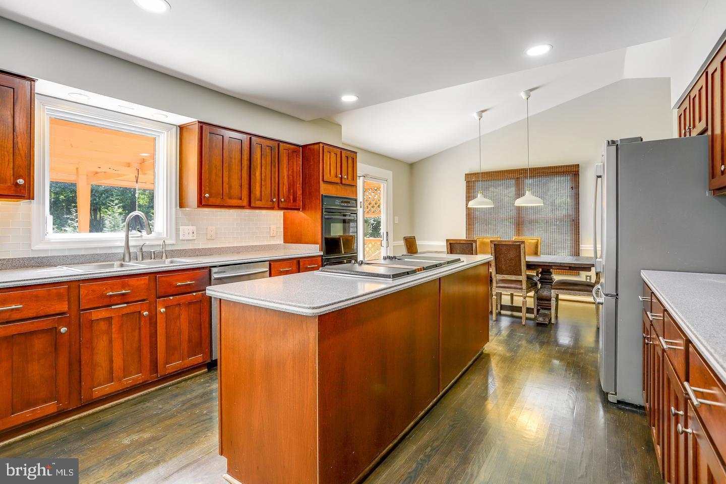 931 WELHAM GREEN ROAD