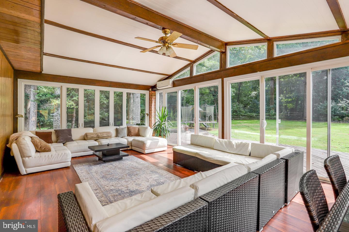 931 WELHAM GREEN ROAD