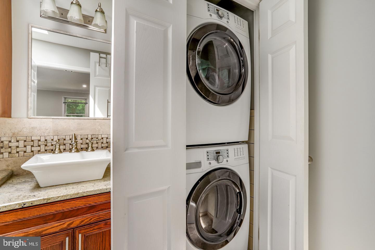 931 WELHAM GREEN ROAD