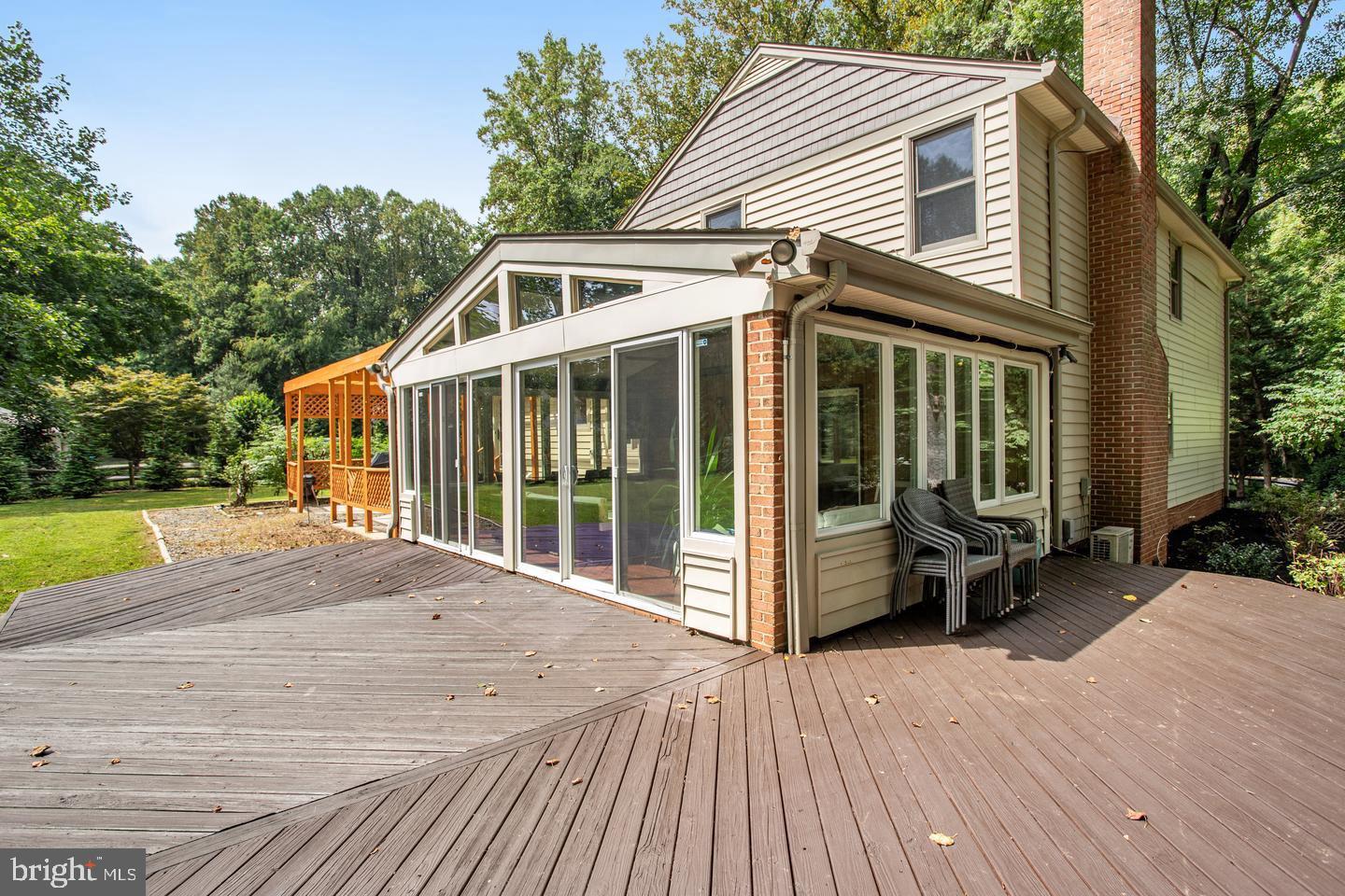 931 WELHAM GREEN ROAD