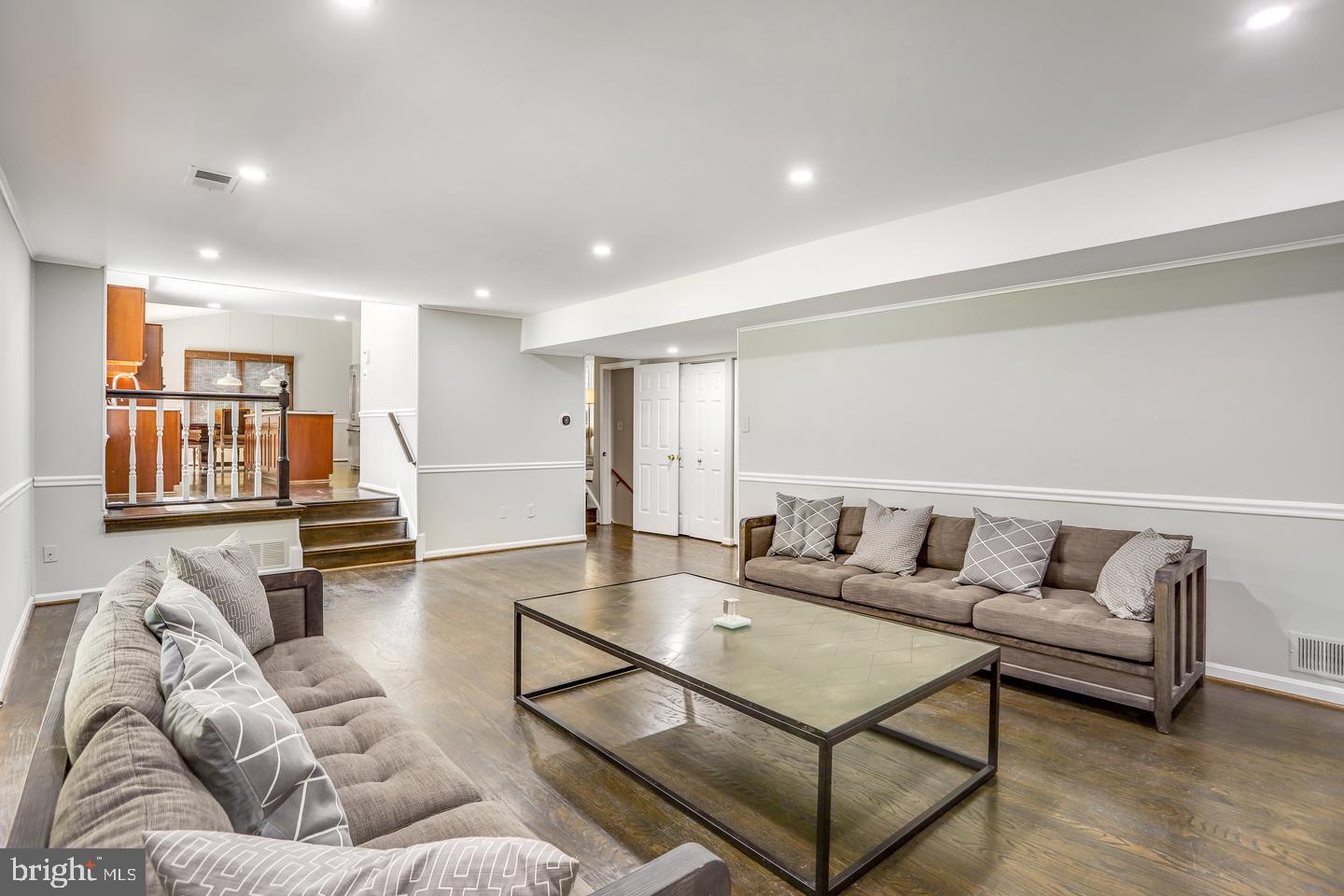 931 WELHAM GREEN ROAD