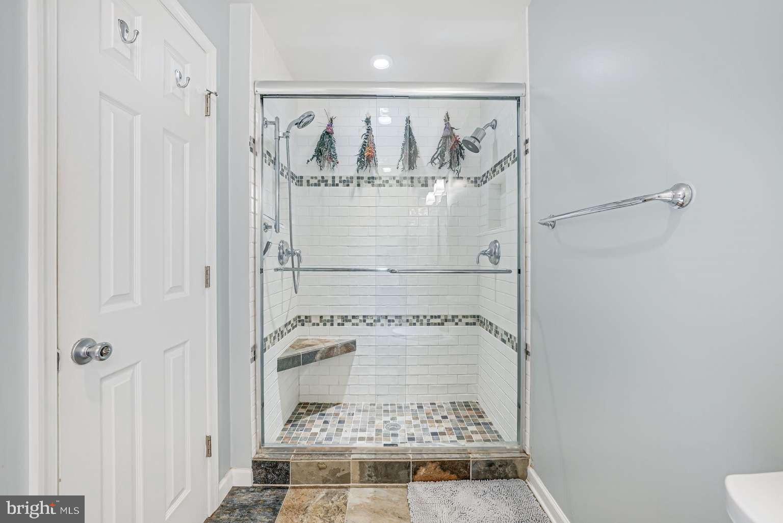 7740 WILLOW POINT DRIVE 7740