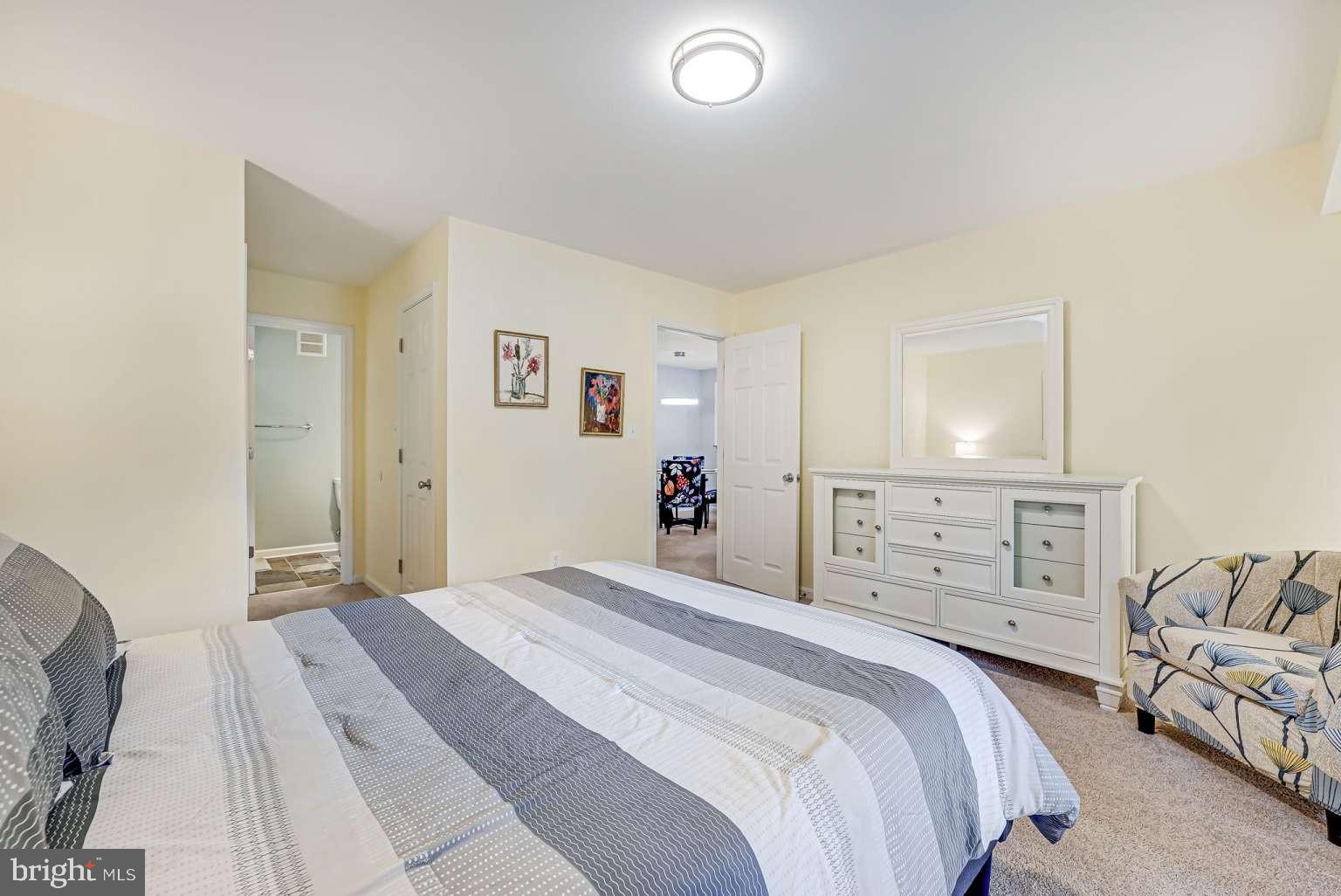 7740 WILLOW POINT DRIVE 7740