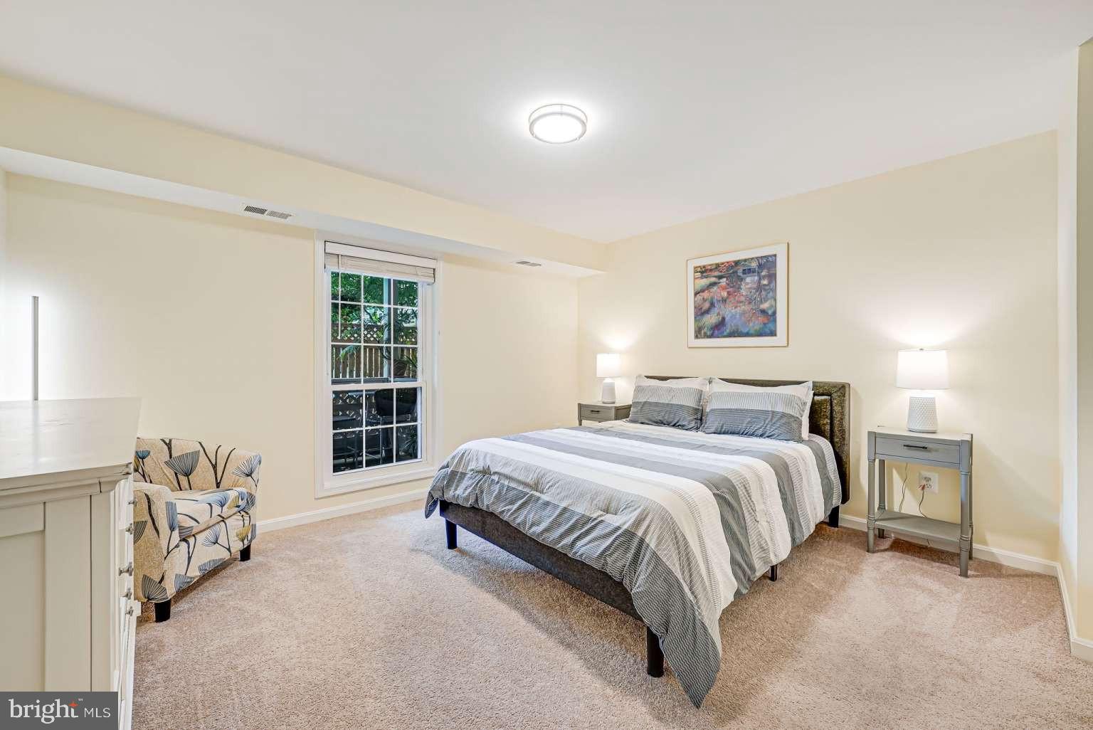 7740 WILLOW POINT DRIVE 7740