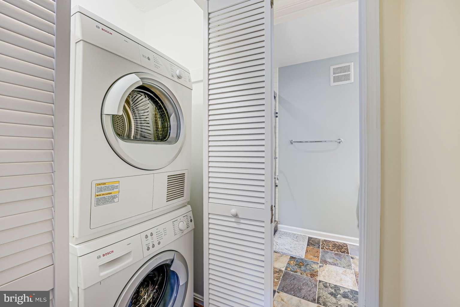 7740 WILLOW POINT DRIVE 7740