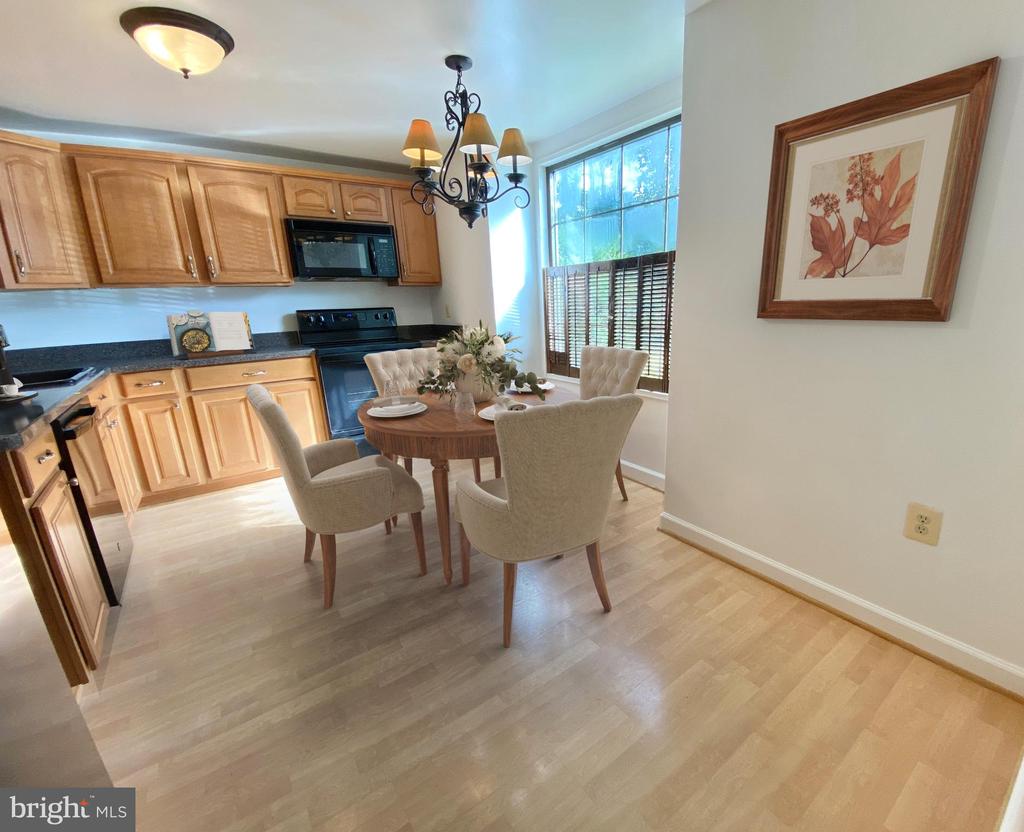 6026 HEATHWICK COURT
