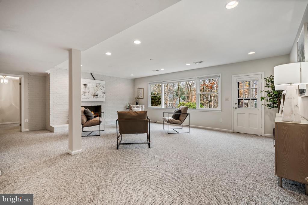 1429 IRONWOOD DRIVE