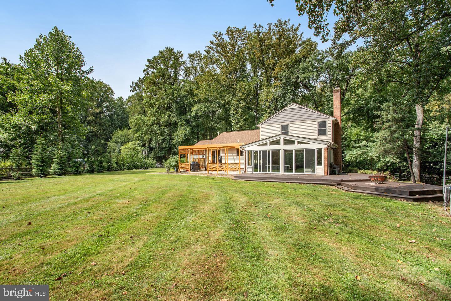 931 WELHAM GREEN ROAD