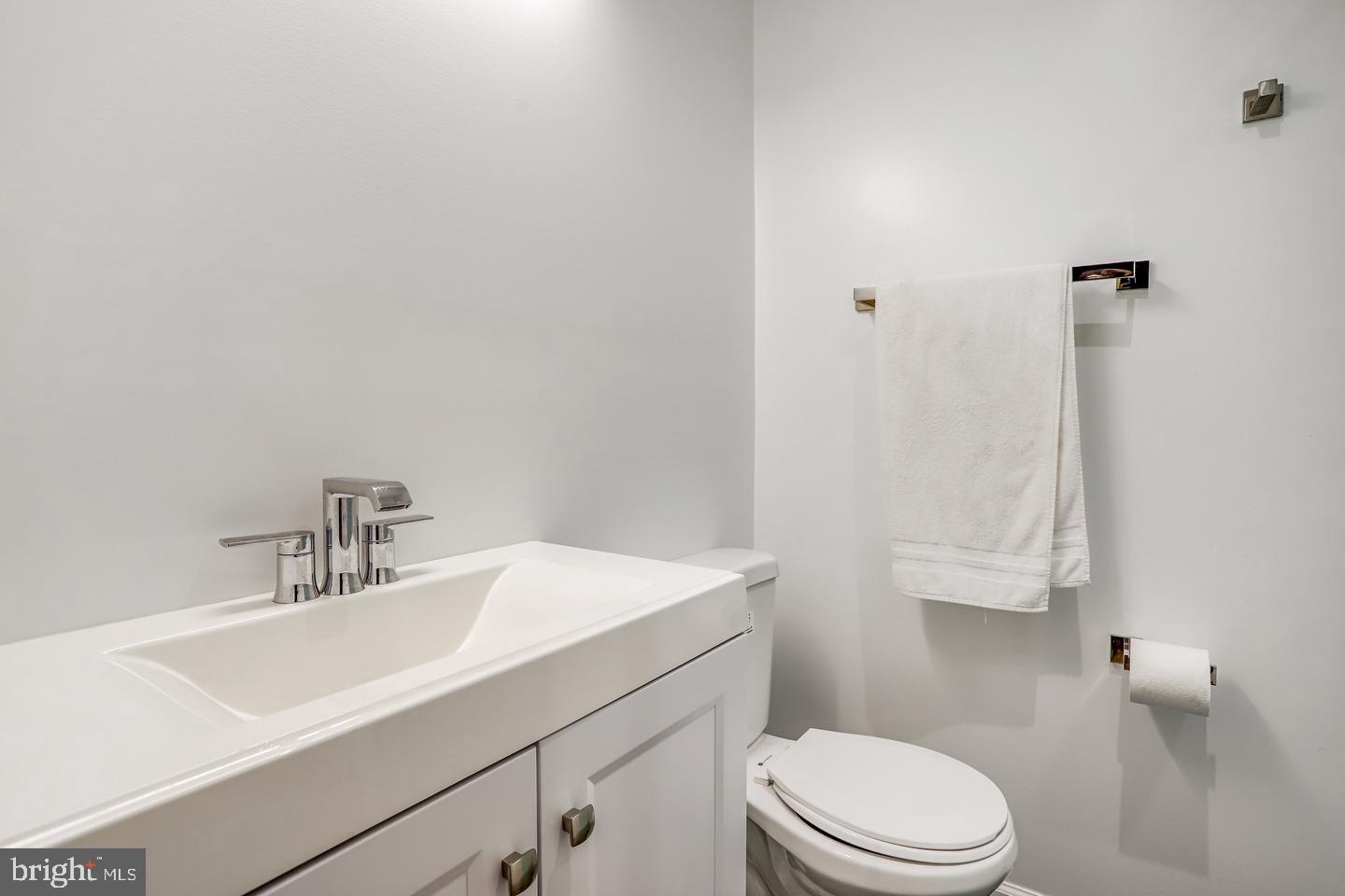 931 WELHAM GREEN ROAD