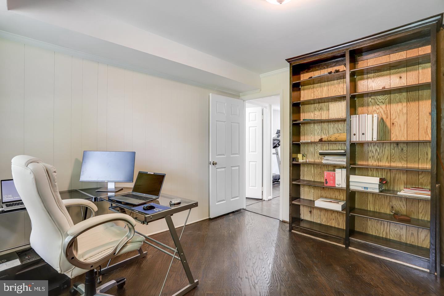 931 WELHAM GREEN ROAD