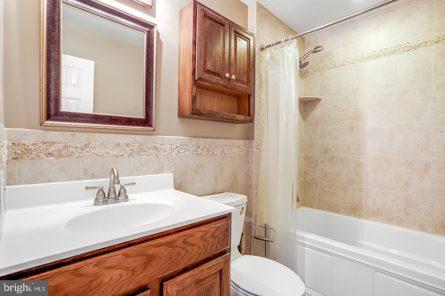 931 WELHAM GREEN ROAD