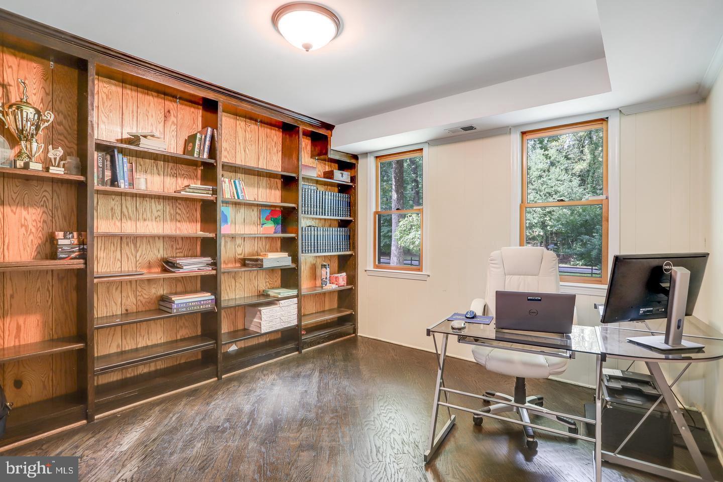 931 WELHAM GREEN ROAD