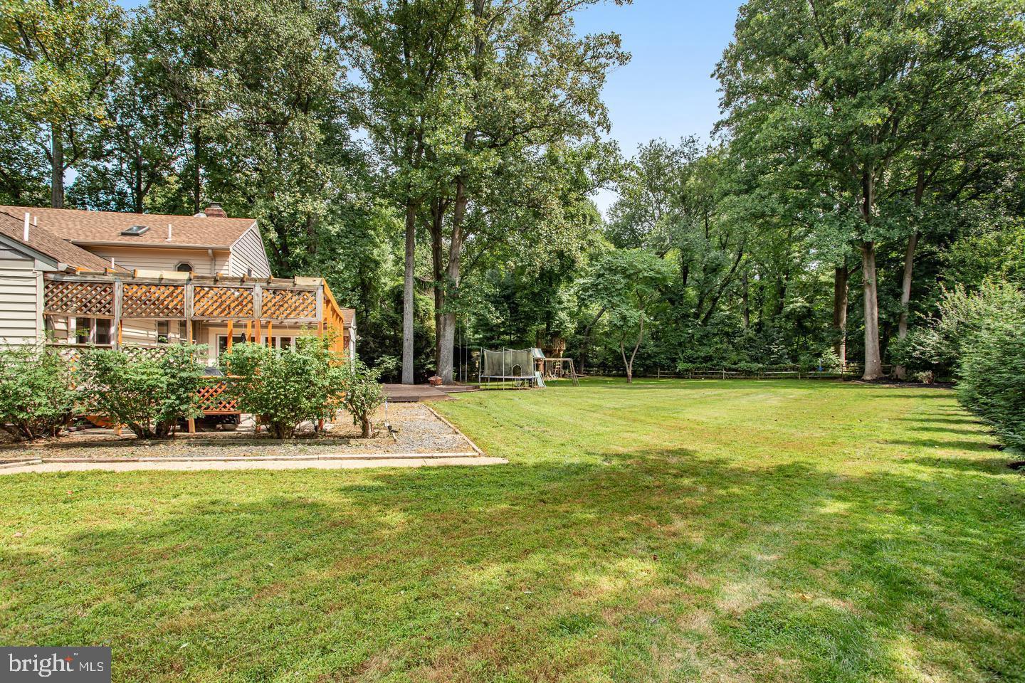 931 WELHAM GREEN ROAD