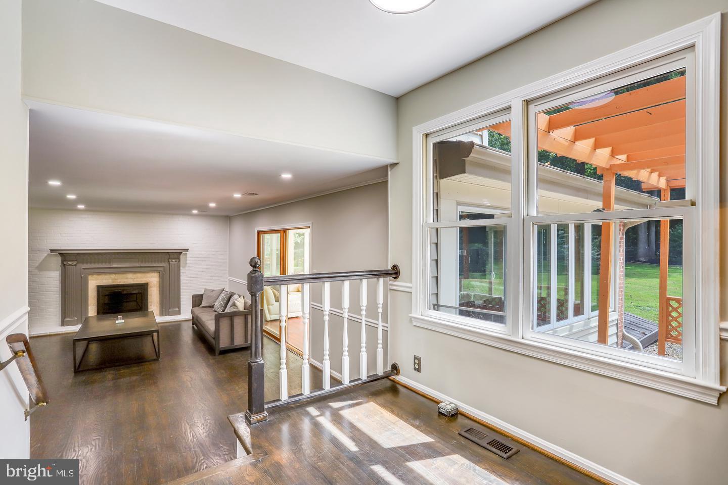 931 WELHAM GREEN ROAD