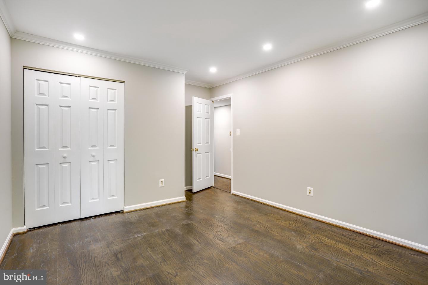 931 WELHAM GREEN ROAD